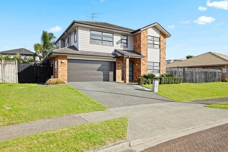 Photo of property in 21 Bellshill Close, Wattle Downs, Auckland, 2103
