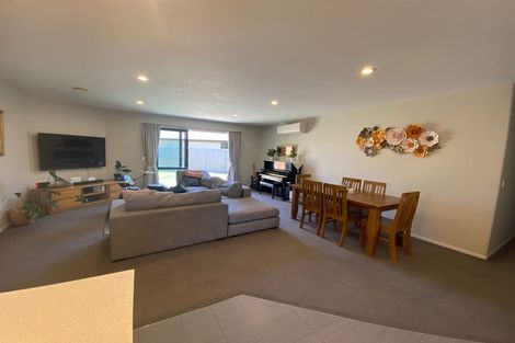 Photo of property in 101 Saint James Drive, Huntington, Hamilton, 3210