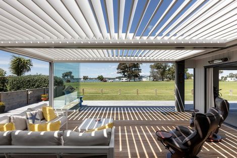 Photo of property in 26 Harbour View Road, Omokoroa, 3114