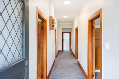 Photo of property in 972 Tremaine Avenue, Roslyn, Palmerston North, 4414