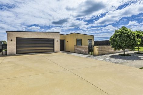 Photo of property in 36 Breton Drive, Waipu, 0510