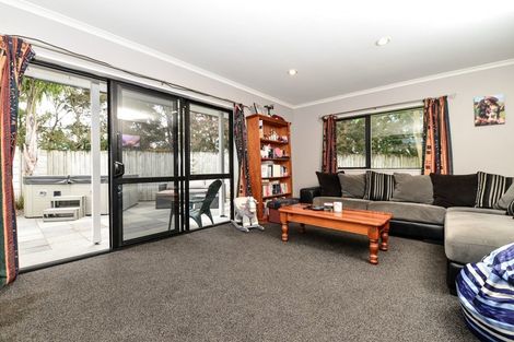 Photo of property in 30b Cotton Street, St Andrews, Hamilton, 3200