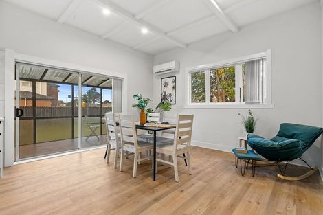 Photo of property in 76 Manuroa Road, Takanini, 2112