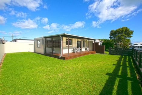 Photo of property in 16a Mangorei Road, Strandon, New Plymouth, 4312
