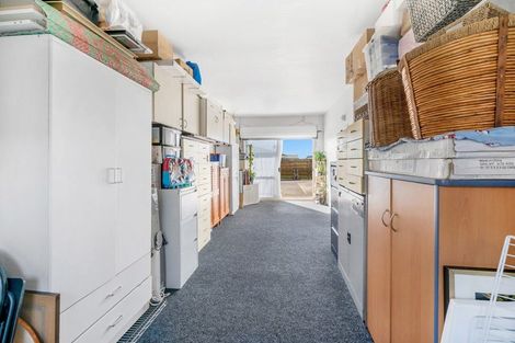 Photo of property in 2/56 Archibald Road, Kelston, Auckland, 0602