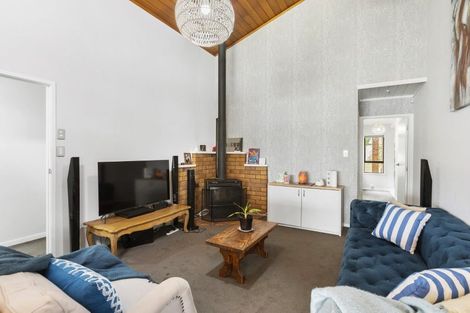 Photo of property in 15 Freelance Terrace, Pahurehure, Papakura, 2113