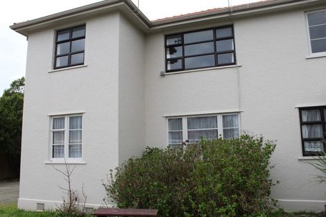 Photo of property in 553 Featherston Street, Roslyn, Palmerston North, 4414