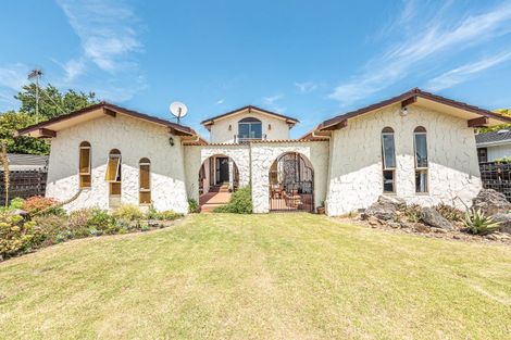 Photo of property in 22 Akepiro Place, Tawhero, Whanganui, 4501