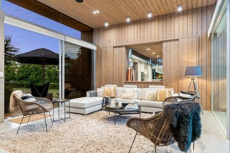 Photo of property in 64 Taumata Road, Omaha, 0986