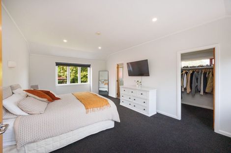 Photo of property in 230 Victoria Avenue, Hokowhitu, Palmerston North, 4410