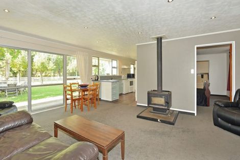 Photo of property in 9a Moreton Road, Carterton, 5713