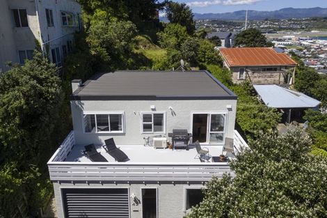 Photo of property in 42 Buckingham Street, Melrose, Wellington, 6023