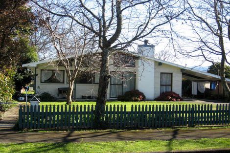 Photo of property in 3 Tait Place, Carterton, 5713