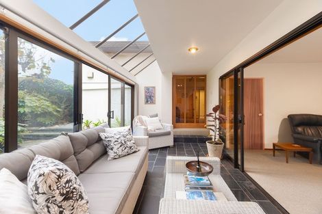 Photo of property in 10 Edgewater Street, Waikanae, 5036