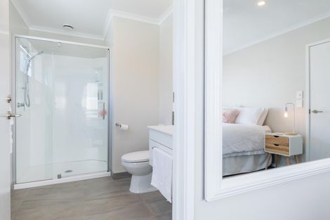 Photo of property in 14 Oioi Road, Hobsonville, Auckland, 0616