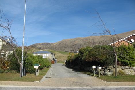 Photo of property in 77b Meadowstone Drive, Wanaka, 9305