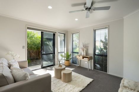 Photo of property in 58 Gibson Place, Papamoa Beach, Papamoa, 3118