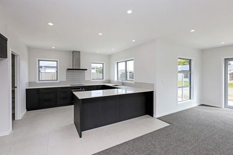 Photo of property in 6 George Yee Place, Taradale, Napier, 4112