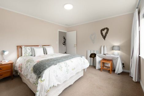 Photo of property in 2 Dunsford Mews, Hamilton Central, Hamilton, 3204