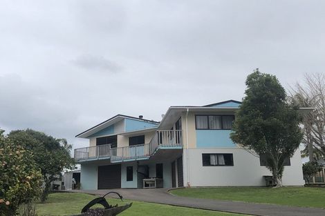 Photo of property in 5 Norfolk Avenue, Whangarei Heads, Whangarei, 0174