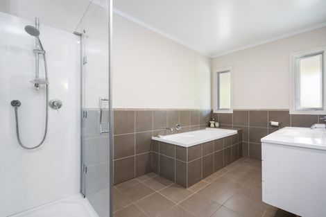 Photo of property in 11 Maraenui Drive, Kerikeri, 0293