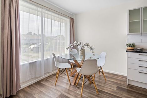 Photo of property in 56 Charnwood Crescent, Bishopdale, Christchurch, 8051