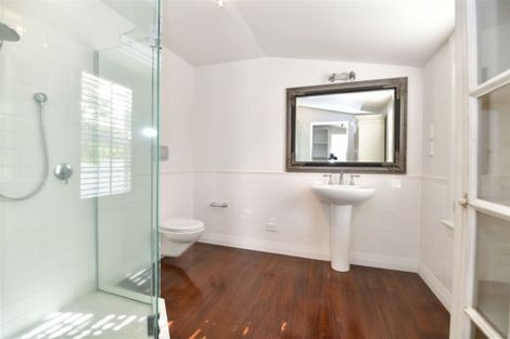 Photo of property in 77 The Circle, Manly, Whangaparaoa, 0930