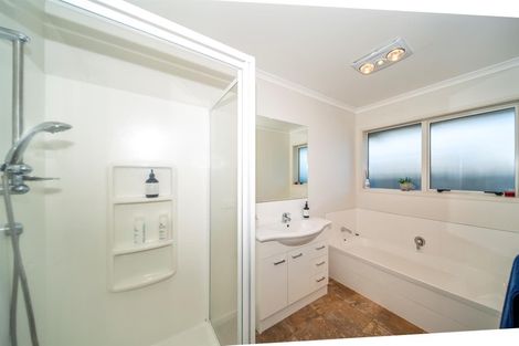 Photo of property in 470 Turuturu Road, Hawera, 4674