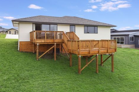 Photo of property in 17 Canmore Street, Pokeno, 2402