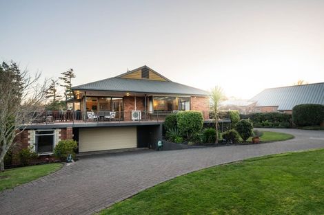 Photo of property in 1 Victoria Street, Cambridge, 3434