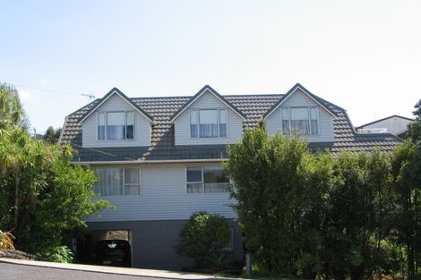 Photo of property in 44 Masterton Road, Rothesay Bay, Auckland, 0630