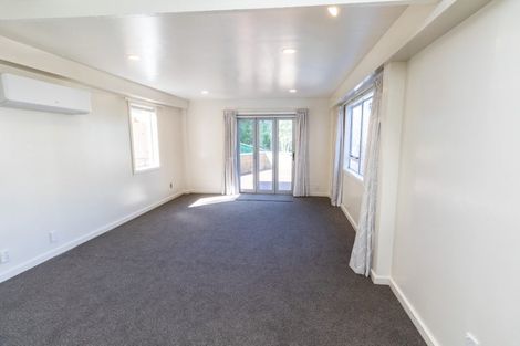 Photo of property in 136 Raroa Road, Aro Valley, Wellington, 6012
