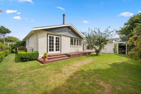 Photo of property in 32 Collingwood Street, Waterloo, Lower Hutt, 5011