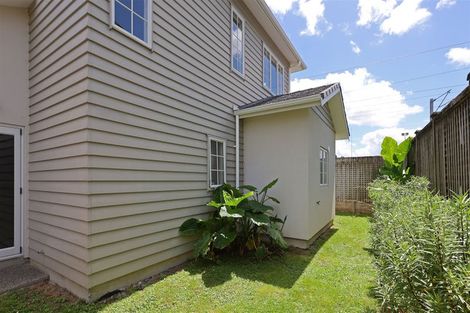 Photo of property in 36 Mulvaney Crescent, Henderson, Auckland, 0612