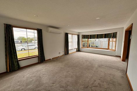 Photo of property in 461 Mairehau Road, Parklands, Christchurch, 8083