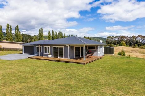 Photo of property in 5/500 Kinloch Road, Kinloch, Taupo, 3377