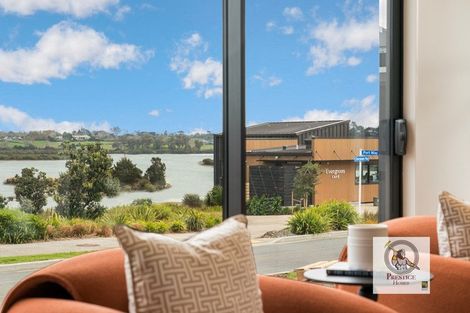 Photo of property in 26 Evergreen Parade, Rosehill, Papakura, 2113