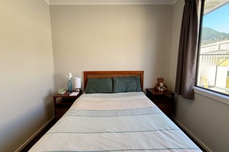 Photo of property in 3 Huntaway Close, Stoke, Nelson, 7011