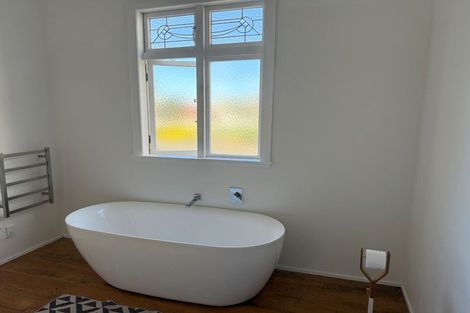 Photo of property in 130 Moxham Avenue, Hataitai, Wellington, 6021