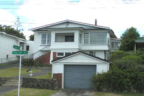 Photo of property in 16a Belle Vue Avenue, Northcote Point, Auckland, 0627