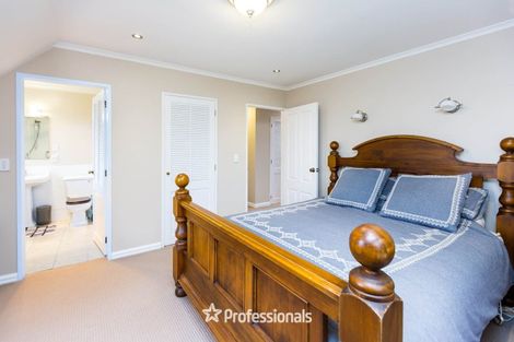 Photo of property in 1 Hobbit Lane, Pinehaven, Upper Hutt, 5371