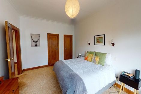 Photo of property in 6 Taranaki Street, Saint Johns Hill, Whanganui, 4501