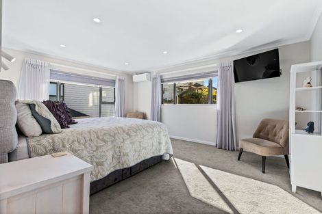 Photo of property in 7 Ruku Street, Long Bay, Auckland, 0630