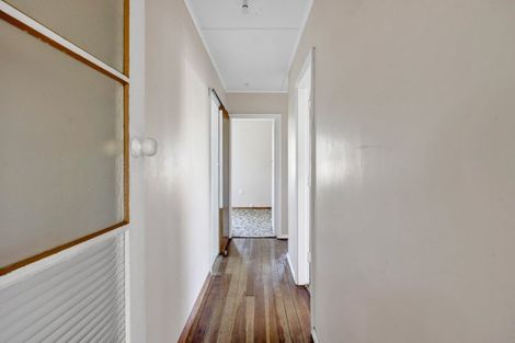 Photo of property in 3 Hickey Place, Opunake, 4616