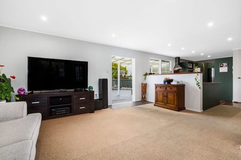 Photo of property in 60 Westminster Road, Wainuiomata, Lower Hutt, 5014