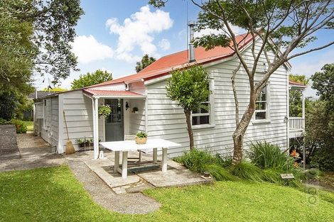 Photo of property in 4 Gow Street, Helensville, 0800