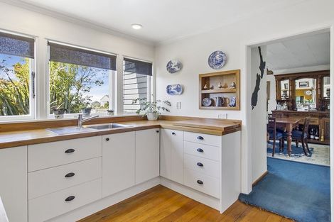 Photo of property in 12 Parsonage Road, Waimate, 7924