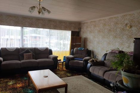 Photo of property in 277 High Street, Eltham, 4322