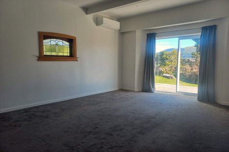 Photo of property in 27 Awatea Street, Ranui, Porirua, 5024