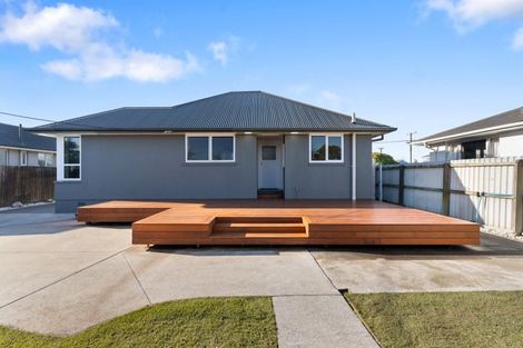 Photo of property in 42 Neill Street, Hornby, Christchurch, 8042